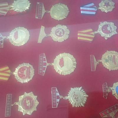 银纪念章订制与纪念银币定制 尊贵品味与企业形象的艺术呈现
